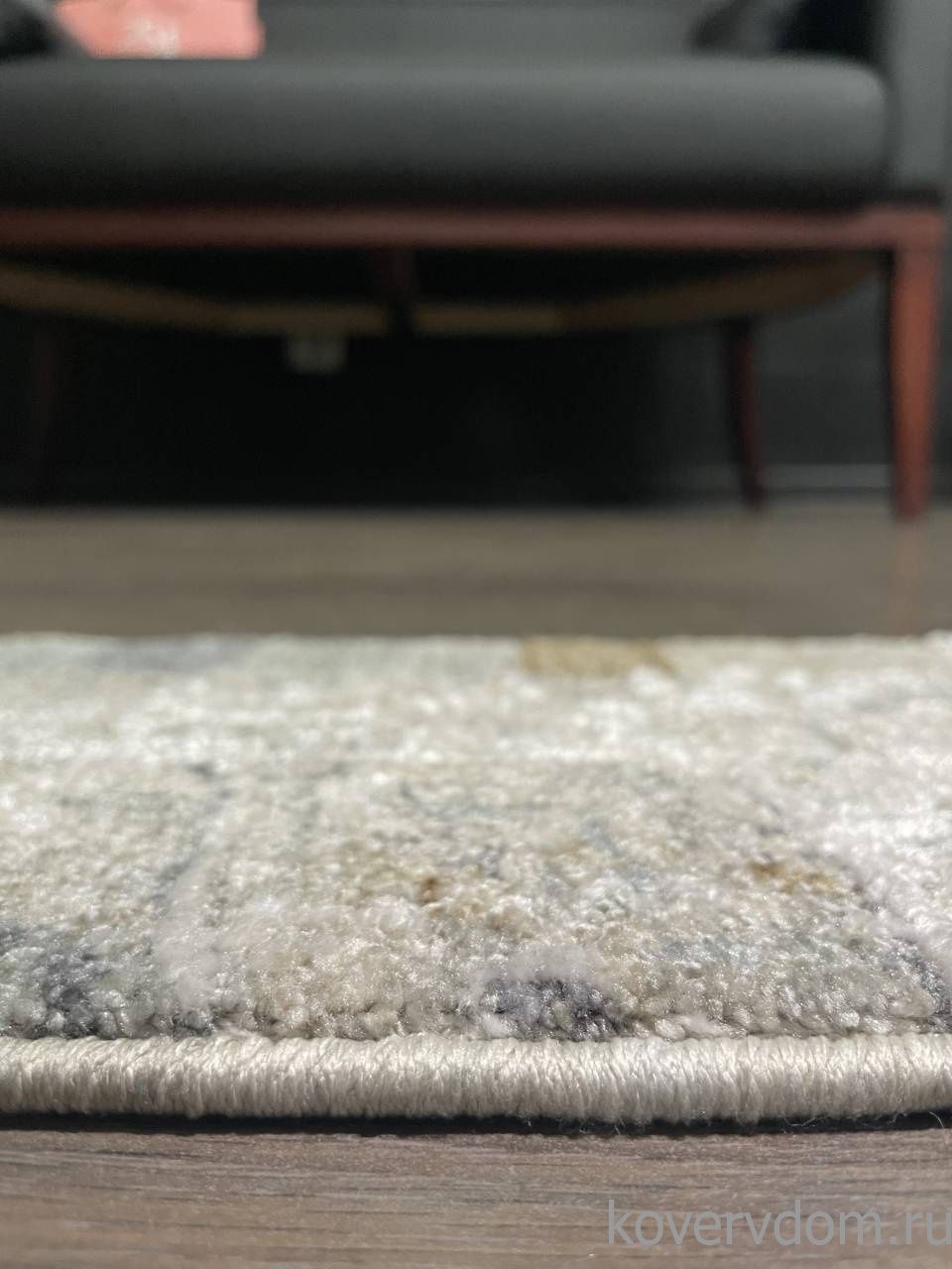 Ковер INDIRA LS660A LIGHT GRAY