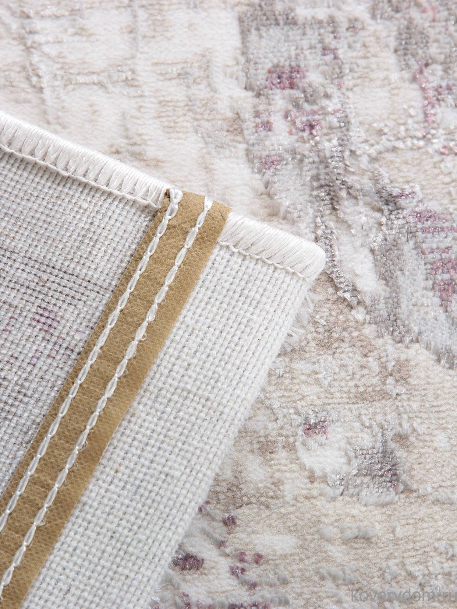 Ковер LILY 9312A S.WHITE / P.LILAC